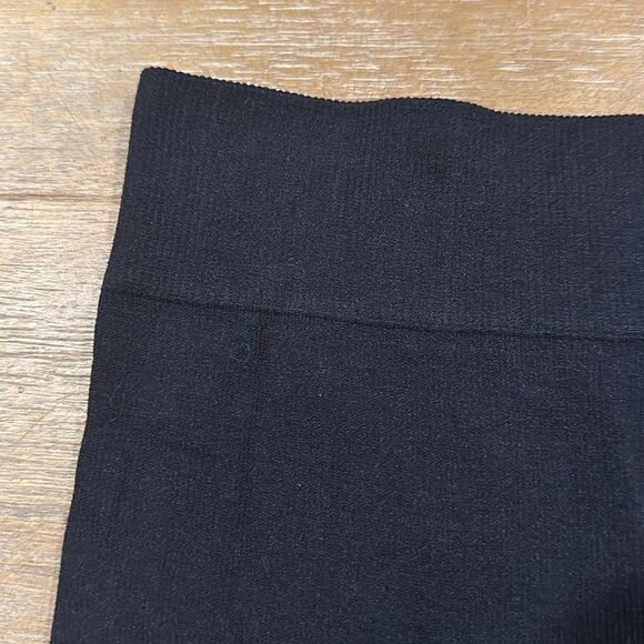 Free People Movement Intimately Black Bike Workout Shorts XS/S - Picture 2 of 3